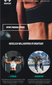 Ein muskulöser Rücken eines Sportlers, der für Fitness und Stärke steht, umgeben von motivierenden Slogans.